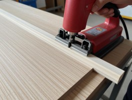 修边机裁板封边实战指南，封边条开裂怎么处理，手工修边如何避免板材损伤？