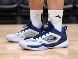 中锋球鞋搭配,大体重中锋如何选鞋,中锋球鞋缓震重要吗,中锋需要高帮还是低帮