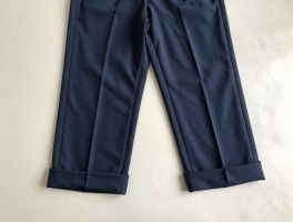 自己裁裤边西裤怎么裁的,西裤裤脚多长合适,没有缝纫机怎么修改西裤，如何让西裤裤线笔直