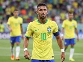 巴西球员Paulinho,到底有几位？如何区分,职业生涯成就如何