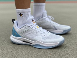 前掌宽的篮球鞋,宽脚如何选鞋,哪些品牌适合,前掌宽穿什么篮球鞋舒服