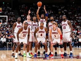 篮球王朝评判标准,如何定义NBA历史上的统治级球队,哪些因素成就王朝霸业