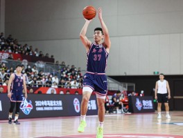 广厦中锋苏,苏若禹现在效力哪支球队,技术特点如何,职业生涯数据多少