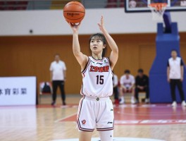 篮球宝贝柳岩转型之路,柳岩如何从篮球宝贝转型,柳岩身材管理秘诀是什么