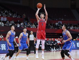 什么是篮球中锋：职责是什么,需要什么技能,身高要求多少