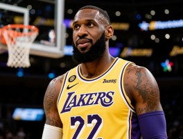 湖人队球员工资揭秘,薪金空间如何优化,2025赛季谁会被交易,奢侈税线如何影响引援