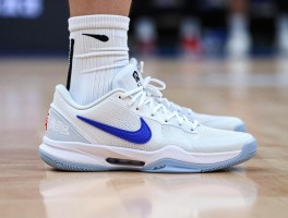 篮球鞋重量,多重算轻,如何影响运动表现,不同位置球员该怎么选