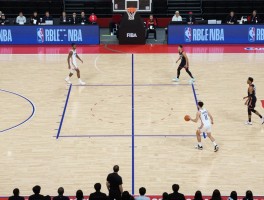 篮球三分线半径丨NBA三分线多远,FIBA与NBA差异,对比赛有何影响