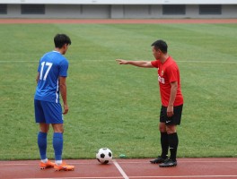 什么样的情况下是角球,角球判罚条件是什么,足球角球如何判定