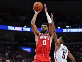 火箭最新中锋消息,申京数据如何,亚当斯何时复出,卡佩拉年薪几何