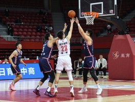 篮球标准的挡拆是什么意思啊,挡拆的基本动作要领是什么,如何正确执行挡拆配合