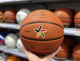 买篮球上哪买：网购平台怎么选,实体店有哪些,如何避免买到假球？