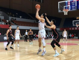 篮球过人技巧教学丨如何快速过人,怎么骗过防守,有哪些必学招式