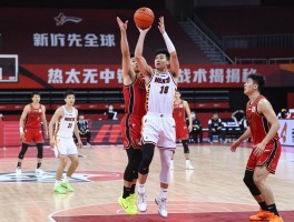 热火无中锋战术揭秘,为何放弃传统中锋,未来篮球如何演变