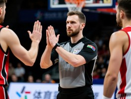 技术犯规为什么是掌，它的判罚标准是什么,与普通犯规有何不同,裁判如何判定