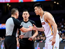 郭艾伦为什么是技术犯规,裁判判罚标准是什么,为何连续吃T被驱逐