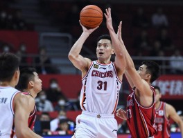 灌篮4最佳中锋,米兰表现如何,李耀强是什么水平,内线球员怎么评选