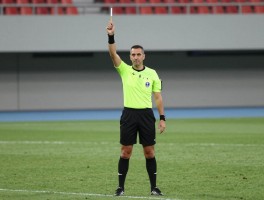 伊朗国足边裁丨裁判体系如何构成,法加尼为何是亚洲第一,判罚风格有哪些特点