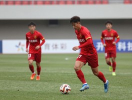 足球什么是进攻有利的,进攻三要素有哪些,如何把握进攻时机,从后场组织进攻要点