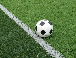 角球线是边线干什么的,角球区和边线怎么区分,足球场边线规则如何判定