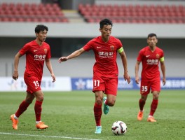 越位线上的英雄是什么意思,哪些球员擅长反越位,现代足球还有越位英雄吗