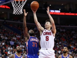 马龙篮球,卡尔与摩西如何统治NBA,邮差为何无冠,最强马龙是谁,摩西篮板多恐怖