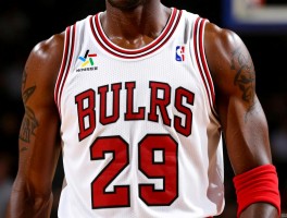 篮球9号球衣丨哪些球星穿过,乔丹为何选择,有什么特殊意义