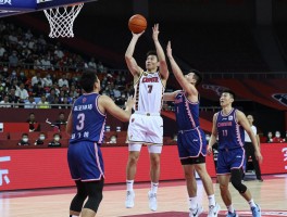 今晚广东对浙江篮球直播,哪里可以免费观看,CCTV5有直播吗,两队历史交手战绩如何