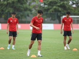 当球员丨职业道路有哪些挑战,日常训练有多艰苦,如何保持巅峰状态