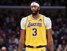 湖人队3号球员是谁,安东尼戴维斯为何选3号,湖人3号球衣会退役吗,历史上有哪些传奇