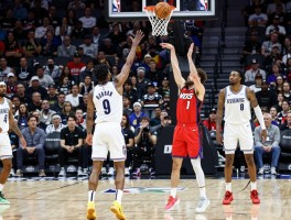 和球员单挑,NBA单挑最强是谁,职业球员单挑普通人能进几个球