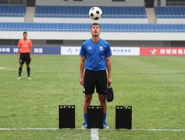 足球什么是边角球,它和角球是同一个概念吗,判罚规则有哪些,怎样开球才不违规