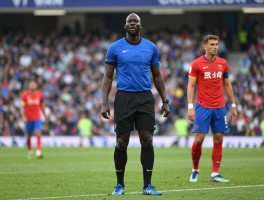 卢卡库裆部越位是什么意思,体毛级越位判罚规则是什么,VAR技术如何改变足球判罚