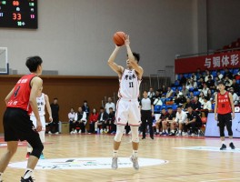 篮球赛场上位置：职责是什么,如何选择,为何现代篮球位置模糊化？