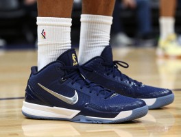 篮球鞋邓肯,他穿什么战靴夺冠,签名鞋有哪些,哪双最经典