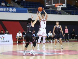 篮球实用技巧教学，如何快速提升命中率？过人脚步怎样练习？防守如何不吃亏？