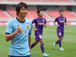 李铁球员生涯,巅峰成就有哪些,留洋经历如何,为何被称为跑不死