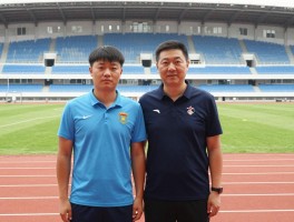 崔万军球员,球员时代表现如何,执教生涯有哪些成就,现在在哪里任职