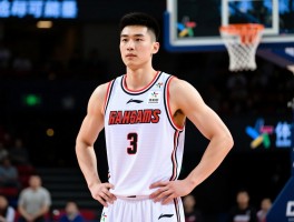 篮球队员徐,徐杰如何克服身高劣势,职业生涯有哪些成就,技术特点是什么