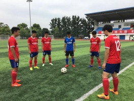 草根足球员,如何成为职业球员,草根足球训练方法有哪些,中国草根足球成功案例