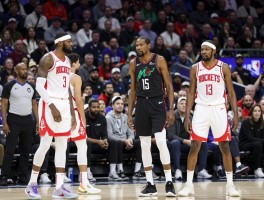 火箭裁掉球员，14+3阵容锁定，杜兰特能否带队冲冠？薪资空间如何解，毒蛇队有何作用？