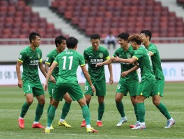 北京鲁能球员互动渊源深挖,京鲁大战有哪些经典瞬间,球员流动如何影响格局