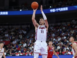 中锋篮球主要职责是什么,需要掌握哪些技术,现代中锋如何演变,著名中锋有哪些特点