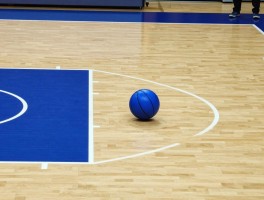 蓝球在什么位置是主角球,篮球位置主角定义,球场核心位置解析,主角球打法技巧