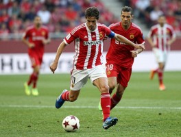 卡卡球员,职业生涯巅峰在哪,技术特点是什么,历史地位如何评价