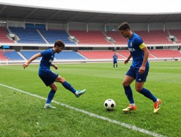 足球什么是反角球图片,反角球战术图解,反角球怎么踢,反角球和角球区别