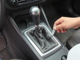 汽车拆挡是什么意思,汽车换挡部件拆卸步骤,手动挡自动挡拆挡有何不同