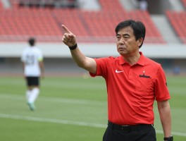 沈祥福指责边裁,为何多次与裁判冲突,当时发生什么,如何看待这类事件