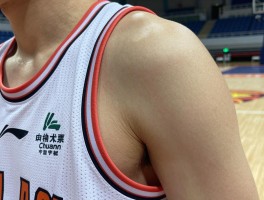 篮球鼓包怎么办