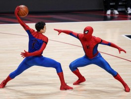篮球教授蜘蛛侠,过人技巧如何练成,蜘蛛侠装扮由来,真实身份揭秘